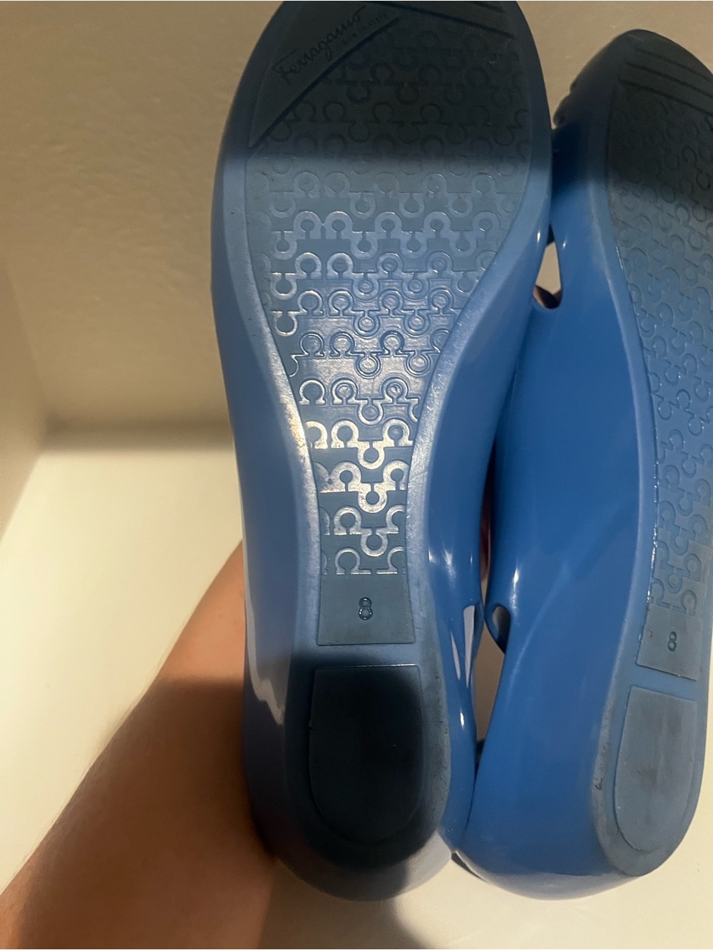 Salvatore Ferragamo Blue Jelly Flats Silver Vara Bow Size 8 - Picture 7 of 8